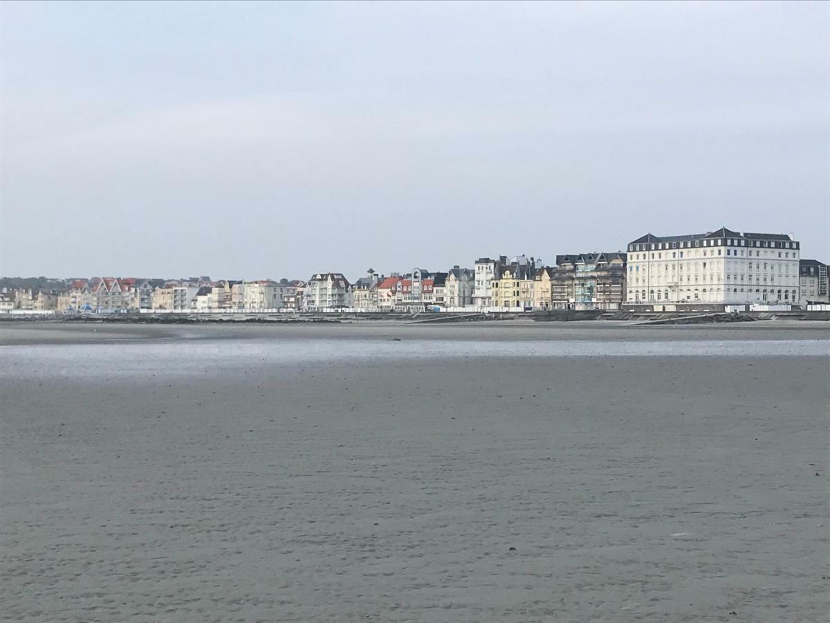 Apartment Le Bon Endroit En Bord De Mer, Vue , Parking Et Wifi Wimereux